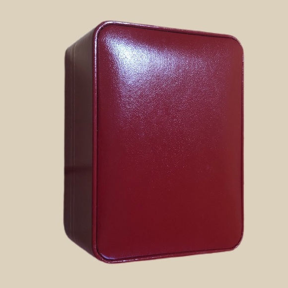 Peugeot Women's Bangle Interchangeable Watch Set - Picture 12 of 14